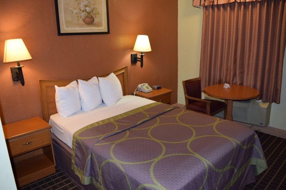 Super 8 By Wyndham Azusa Esterno foto